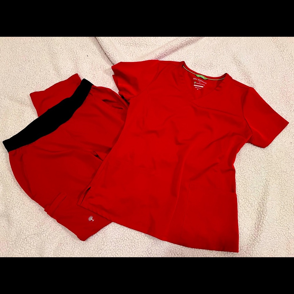 Nursing Scrubs *** Size Medium ***